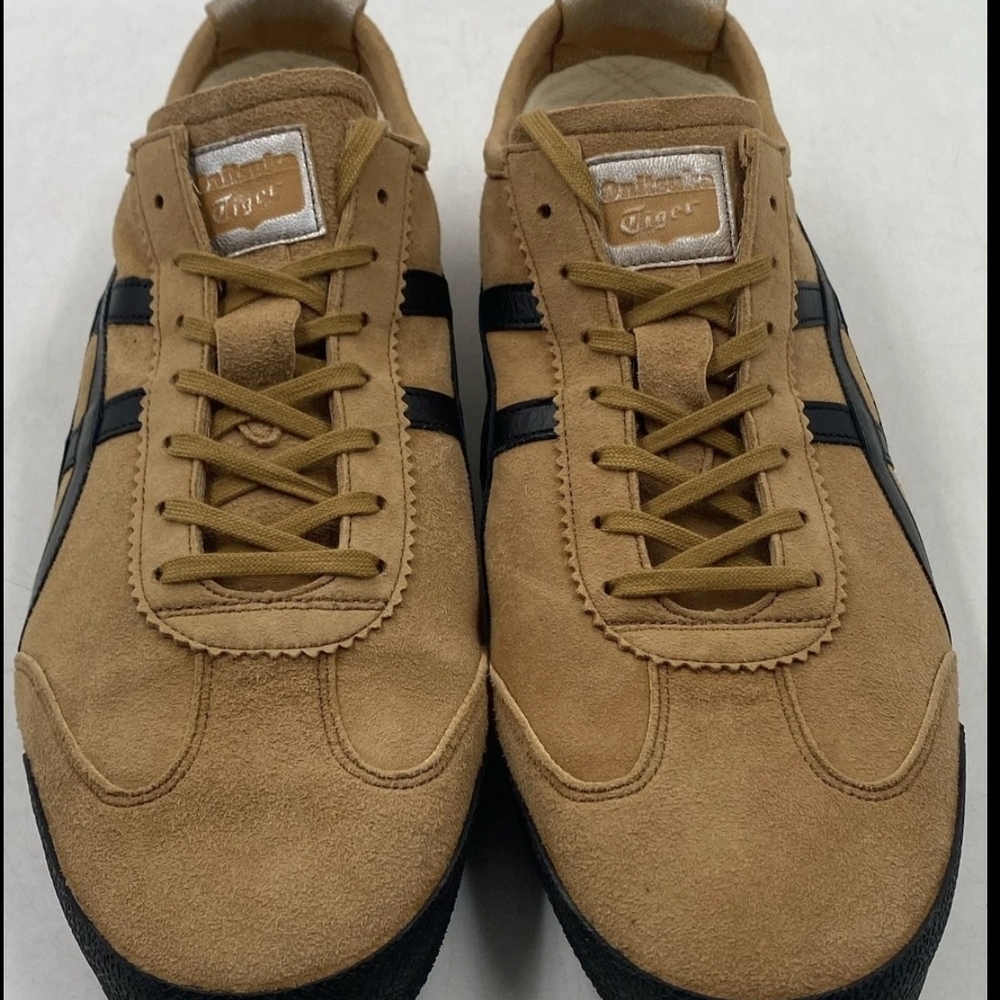 Onitsuka Tiger Tan and Black Sneakers Mexico 66